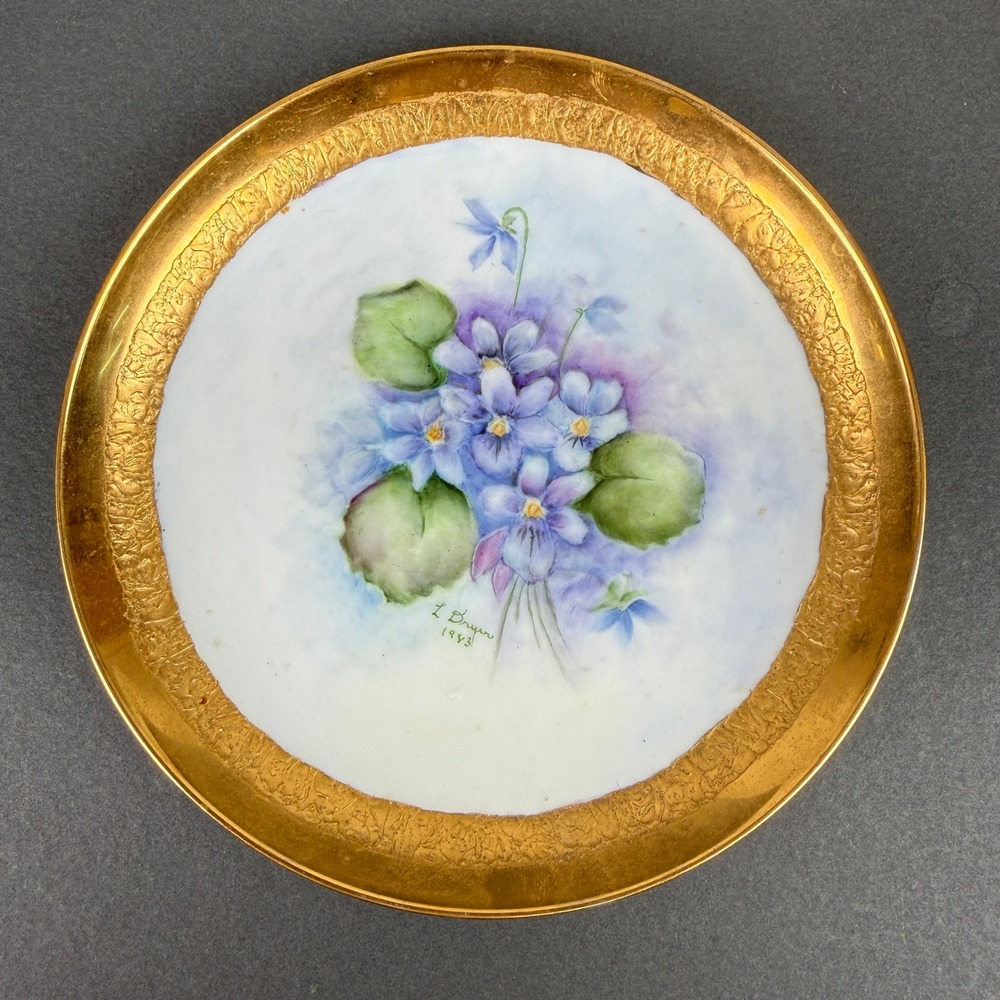 L Dryer Hand Painted Floral Porcelain Plate 7" Gold Gilt Violets 1943 Signed